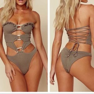 Shipwrecked One Piece